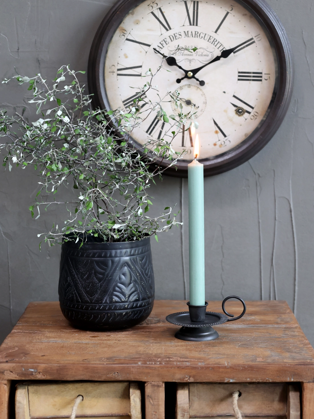 Večern&aacute; sviečka zelen&aacute; 18cm