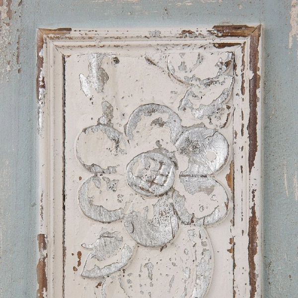 Franc&uacute;zska modr&aacute;  skriňa