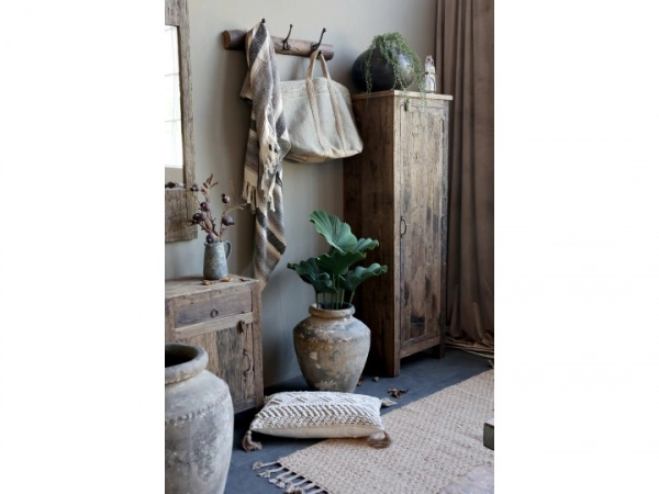 dreven&yacute; ve&scaron;iak Grimaud