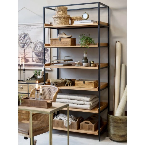 Kovovo- dreven&yacute; &uacute;ložn&yacute; industrial reg&aacute;l