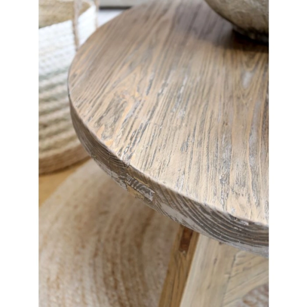 konferenčn&yacute; stol&iacute;k z recyklovan&eacute;ho dreva 