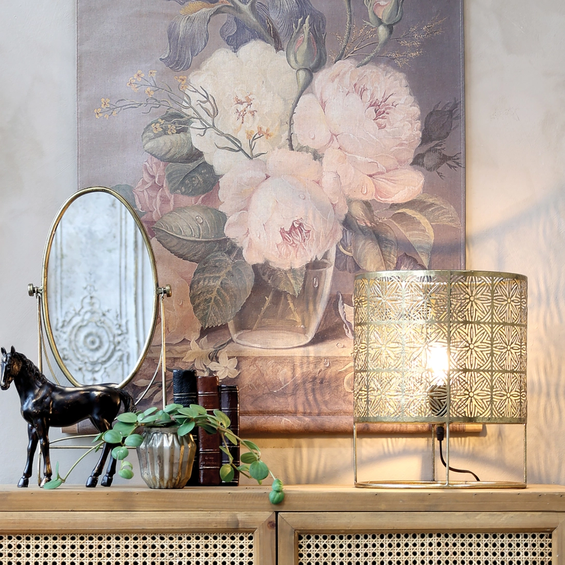 Mosadzn&aacute; lampa stolov&aacute; 