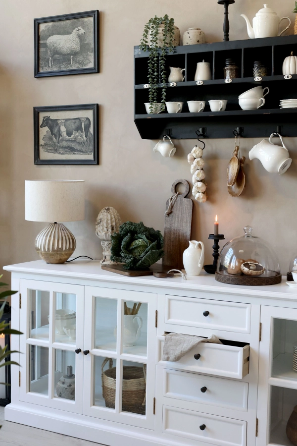 Stolov&aacute; lampa so vzorom a ľanov&yacute;m tienidlom