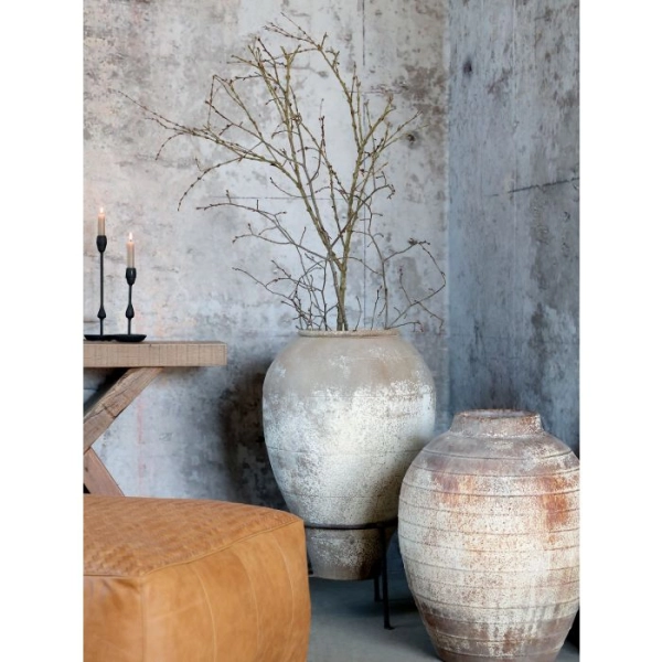 Kvetin&aacute;č na stojane 85cm