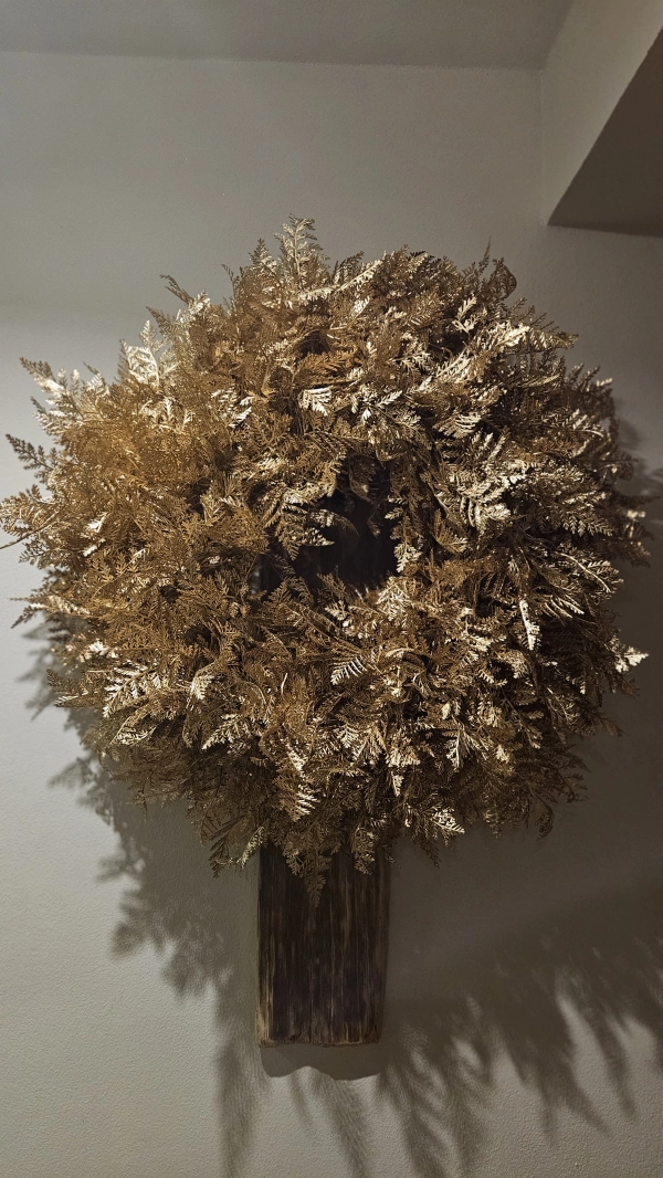 Zlat&yacute; luxusn&yacute; veniec  papradie l&aacute;sky 100cm
