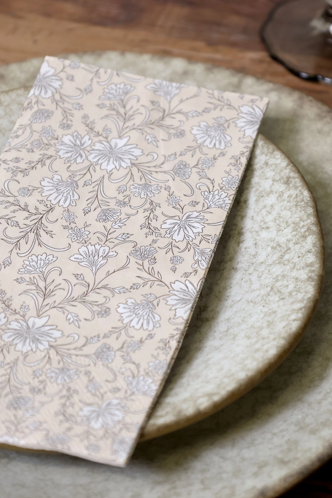 serv&iacute;tky  jemn&eacute; medov&eacute;  kvety