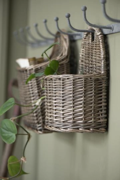 N&aacute;stenn&yacute; k&ocirc;&scaron; pr&uacute;ten&yacute;