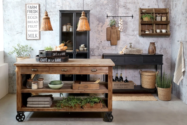 kuchynsk&yacute; ostrov na kolieskach