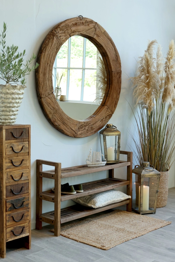 Grimaud &ndash; policov&yacute; reg&aacute;l s 3 policami