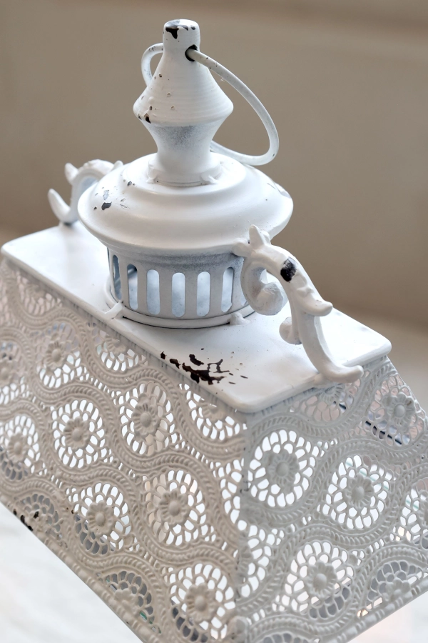 Elegantn&yacute; kovov&yacute; lamp&aacute;&scaron; 49cm