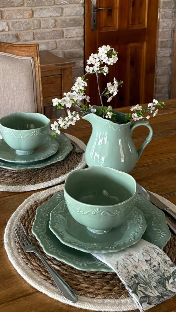 Provence Cake Plate &ndash; Porcel&aacute;nov&yacute; dezertn&yacute; tanier (19 cm)