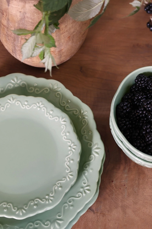 Provence Cake Plate &ndash; Porcel&aacute;nov&yacute; dezertn&yacute; tanier (19 cm)