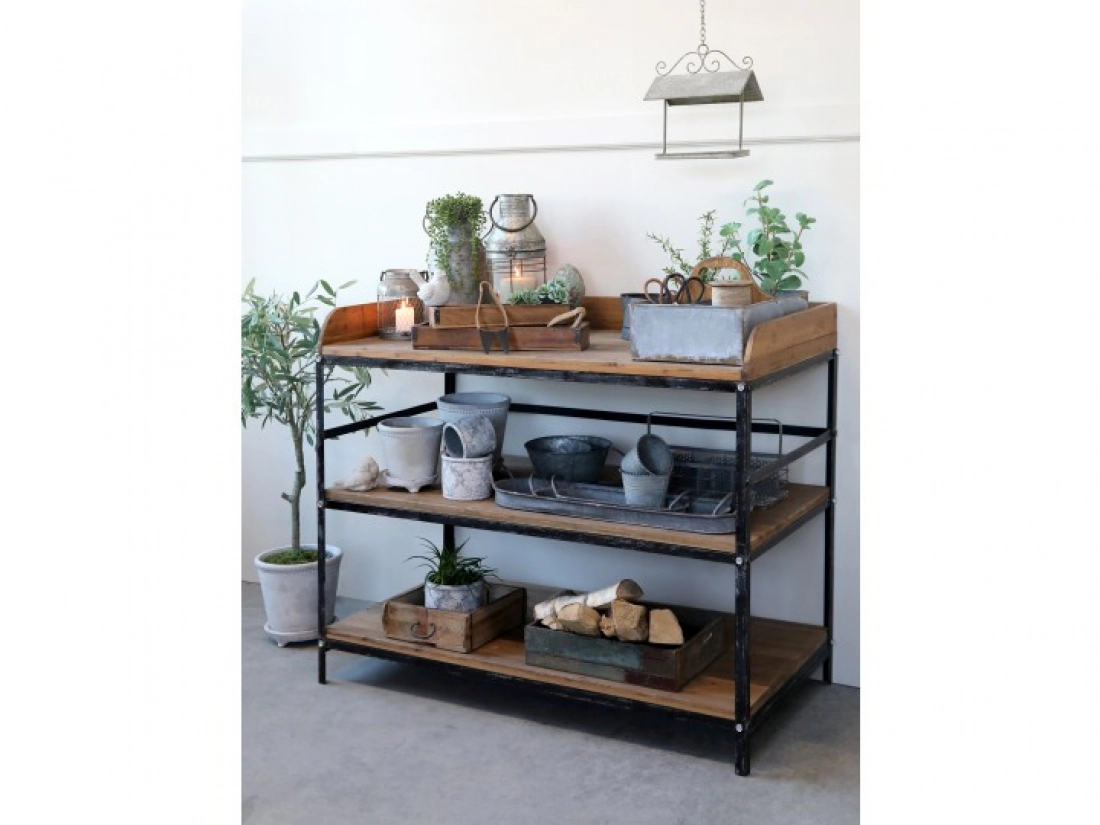 Star&yacute; franc&uacute;zsky serv&iacute;rovac&iacute; stol&iacute;k 